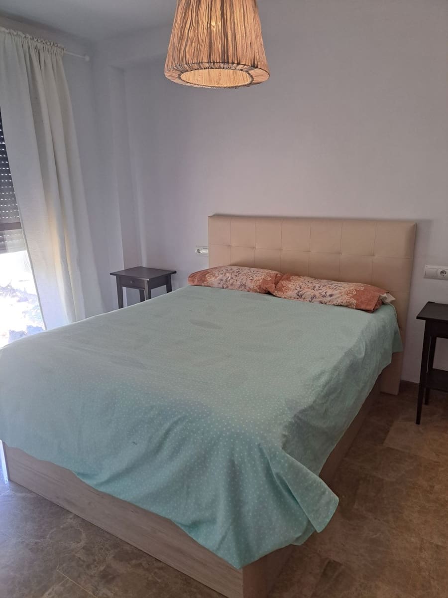 1 slaapkamer Appartement te koop in New Golden Mile met zwembad garage - € 299.000 (Ref: 9877193)