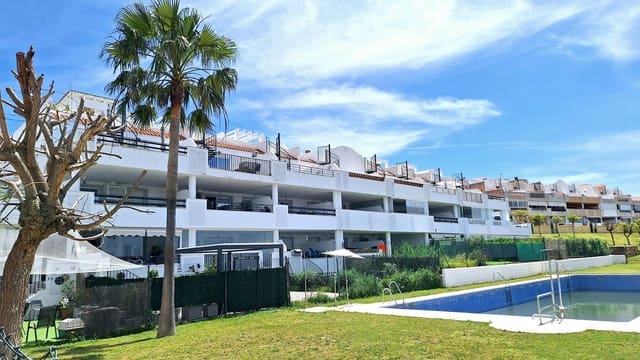 2 sypialnia Penthouse na sprzedaż w Casares z basenem garażem - 275 000 € (Ref: 9877194)