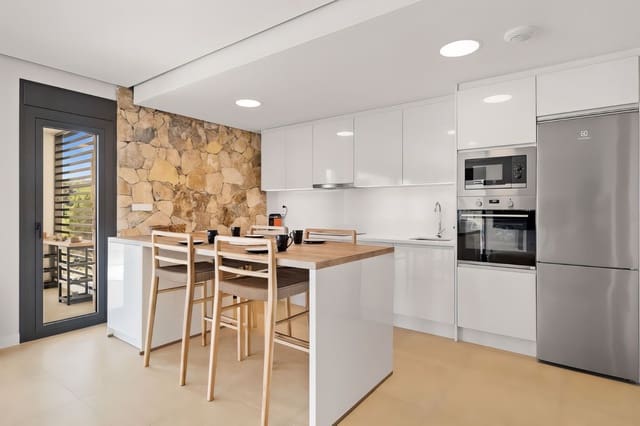 2 sypialnia Apartament na sprzedaż w Selwo, Estepona z basenem garażem - 550 000 € (Ref: 9877418)
