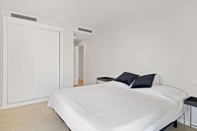 2 sypialnia Apartament na sprzedaż w Selwo, Estepona z basenem garażem - 550 000 € (Ref: 9877418)