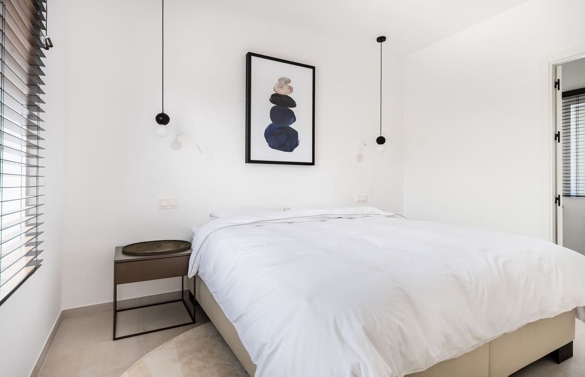 4 soverom Villa til salgs i Bahia de Casares med svømmebasseng garasje - € 1 595 000 (Ref: 9879605)