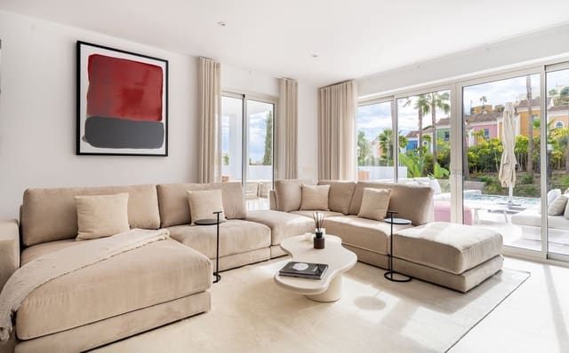 4 soverom Villa til salgs i Bahia de Casares, Casares med svømmebasseng garasje - € 1 595 000 (Ref: 9879605)