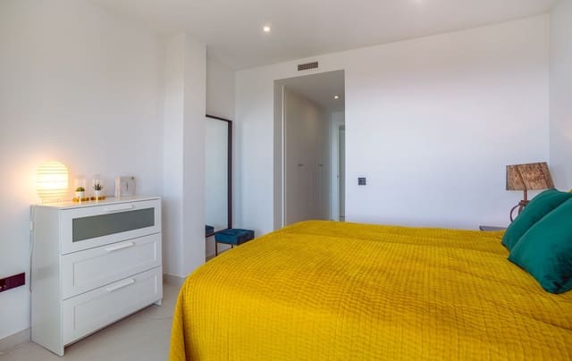 2 bedroom Apartment for sale in Estepona with pool garage - € 795,000 (Ref: 9879608)