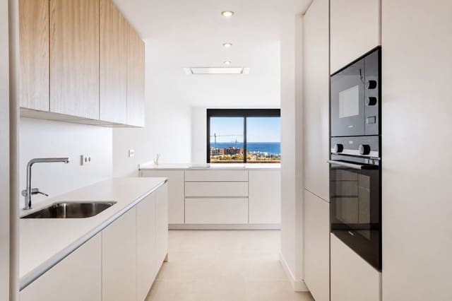 2 Zimmer Apartment zu verkaufen in Estepona mit Pool Garage - 735.000 € (Ref: 9885120)