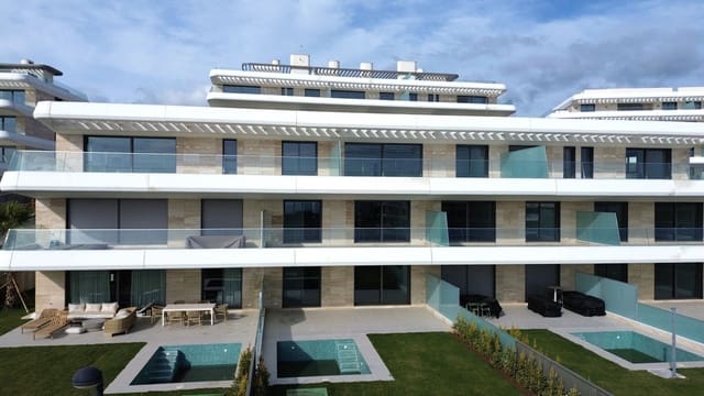 2 Zimmer Apartment zu verkaufen in Estepona mit Pool Garage - 735.000 € (Ref: 9885120)