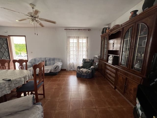 5 quarto Moradia para venda em Selwo, Estepona com piscina garagem - 725 000 € (Ref: 9885121)