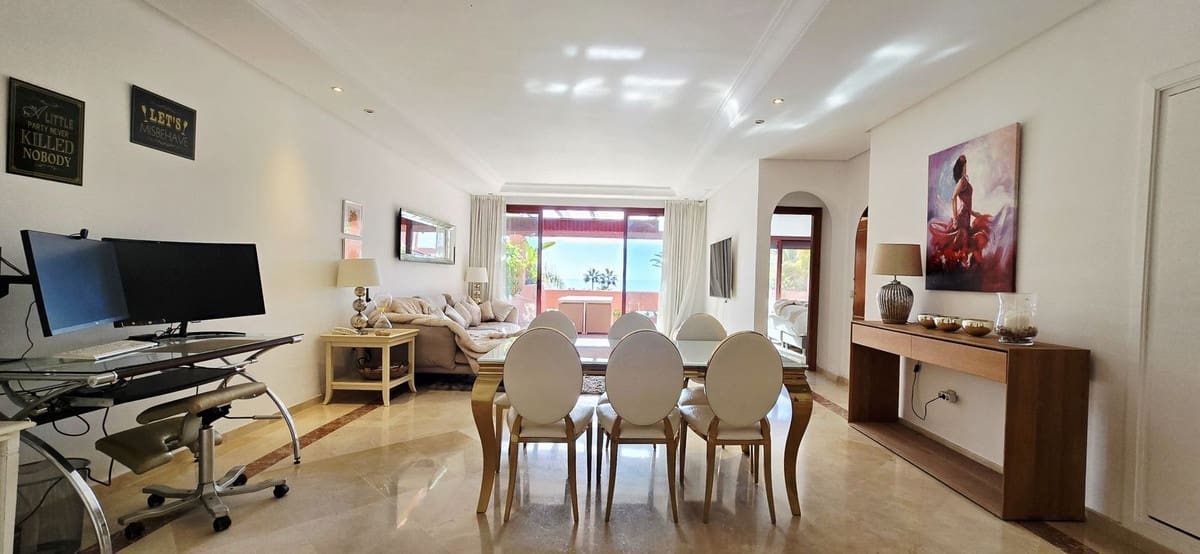 2 Zimmer Apartment zu verkaufen in Estepona mit Pool Garage - 1.475.000 € (Ref: 9891443)