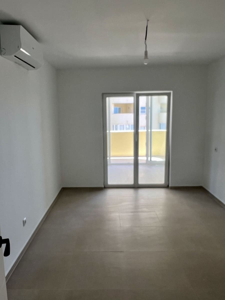 1 chambre Appartement à vendre à Estepona avec piscine - 329 000 € (Ref: 9894987)
