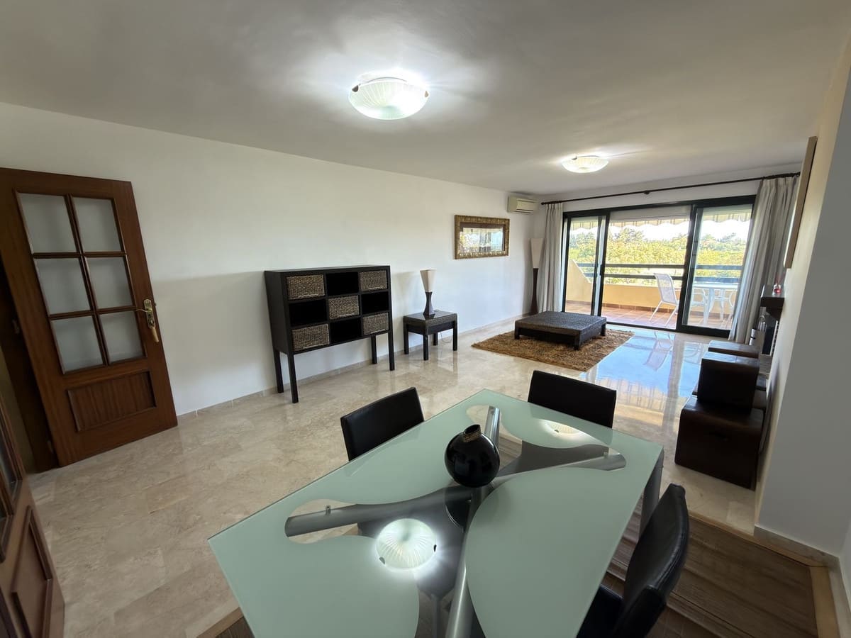 2 sypialnia Apartament na sprzedaż w Estepona z basenem garażem - 299 000 € (Ref: 9894989)