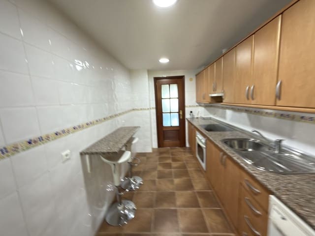 2 sypialnia Apartament na sprzedaż w Estepona z basenem garażem - 299 000 € (Ref: 9894989)