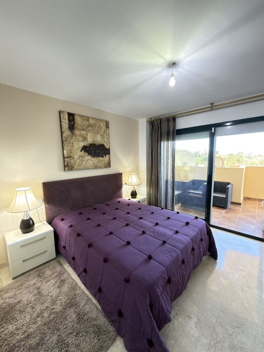 2 sypialnia Apartament na sprzedaż w Estepona z basenem garażem - 299 000 € (Ref: 9894989)