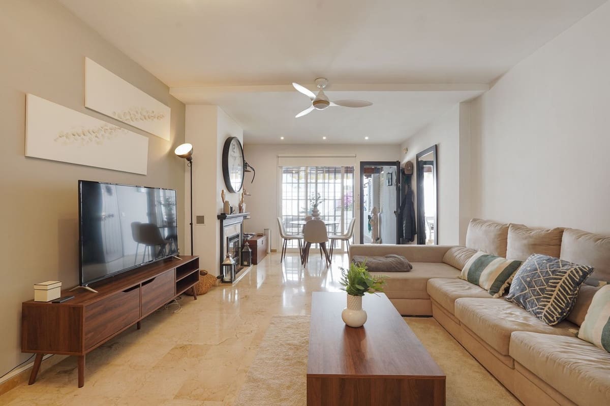 1 bedroom Apartment for sale in Benamara with pool - € 299,000 (Ref: 9894990)