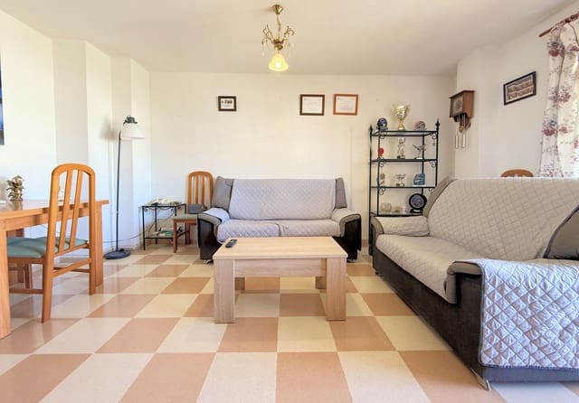 4 sypialnia Apartament na sprzedaż w Estepona - 375 000 € (Ref: 9896915)