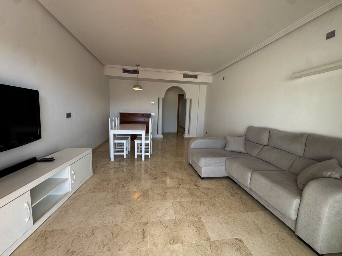 2 sovrum Lägenhet till salu i La Duquesa / Puerto de la Duquesa med pool garage - 265 000 € (Ref: 9909681)