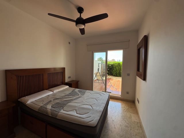 2 sovrum Lägenhet till salu i La Duquesa / Puerto de la Duquesa, Manilva med pool garage - 265 000 € (Ref: 9909681)