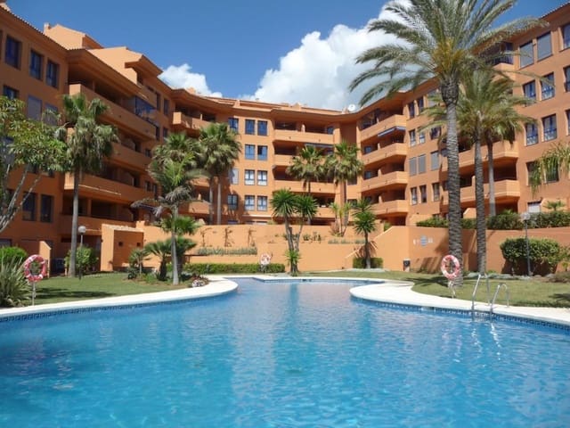 Apartamento de 2 habitaciones en Manilva en venta con piscina garaje - 275.000 € (Ref: 9913671)