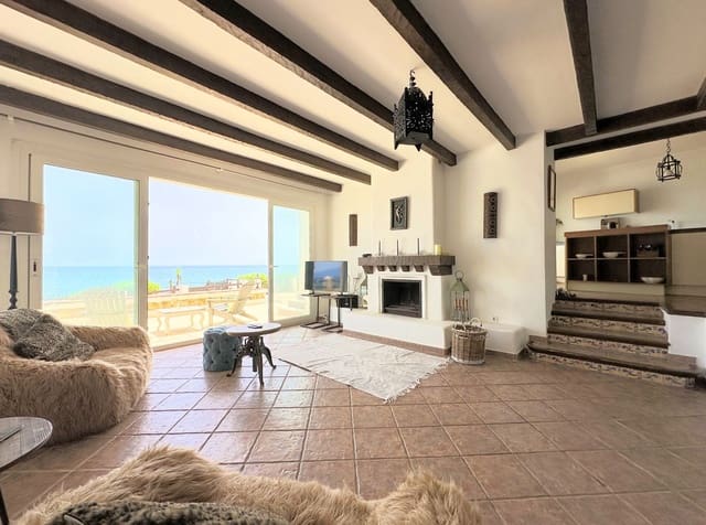 3 slaapkamer Villa te koop in Manilva met zwembad garage - € 2.500.000 (Ref: 9913673)