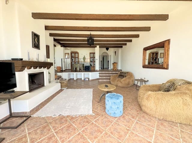 3 slaapkamer Villa te koop in Manilva met zwembad garage - € 2.500.000 (Ref: 9913673)