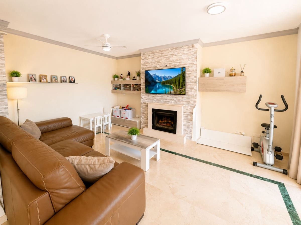 3 bedroom Townhouse for sale in Bahia de Casares with garage - € 380,000 (Ref: 9913676)