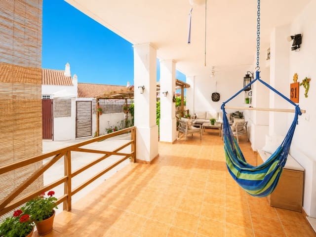 3 bedroom Townhouse for sale in Bahia de Casares, Casares with garage - € 380,000 (Ref: 9913676)