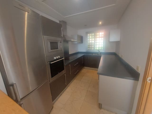 3 chambre Maison de Ville à vendre à Manilva avec piscine garage - 375 000 € (Ref: 9914023)