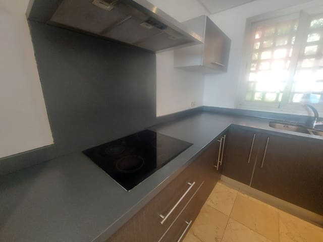 3 chambre Maison de Ville à vendre à Manilva avec piscine garage - 375 000 € (Ref: 9914023)
