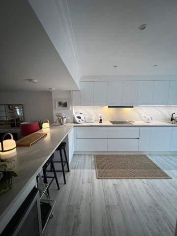 Casa de 3 habitaciones en Bahia de Casares, Casares en venta con piscina - 670.000 € (Ref: 9916159)