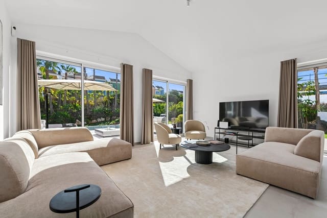 4 sovrum Villa till salu i Bahia de Casares, Casares med pool garage - 1 440 000 € (Ref: 9916339)
