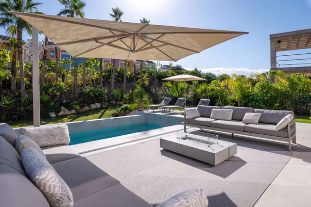 4 sovrum Villa till salu i Bahia de Casares, Casares med pool garage - 1 440 000 € (Ref: 9916339)