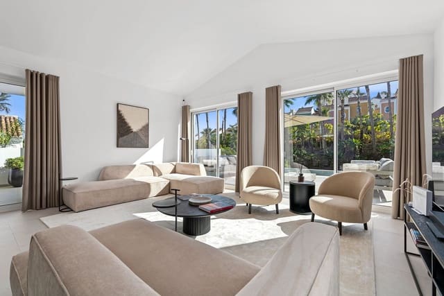 4 sovrum Villa till salu i Bahia de Casares, Casares med pool garage - 1 440 000 € (Ref: 9916339)
