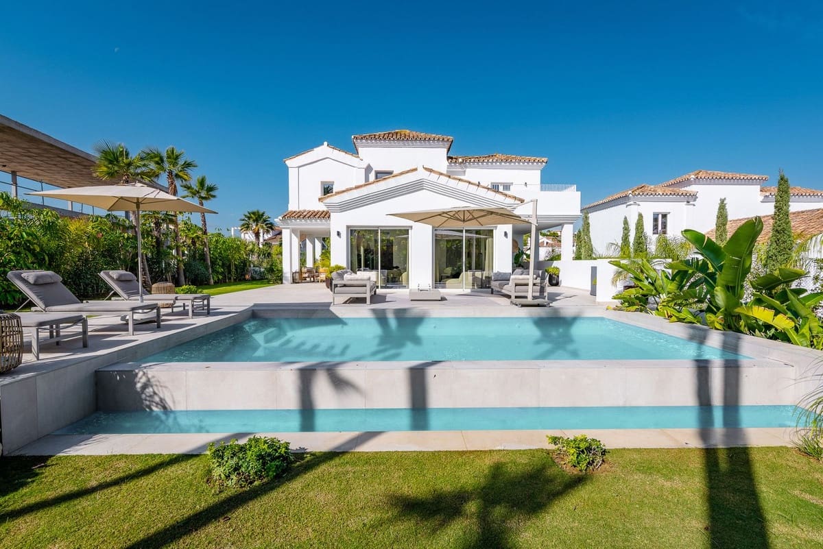 4 sovrum Villa till salu i Bahia de Casares med pool garage - 1 440 000 € (Ref: 9916339)