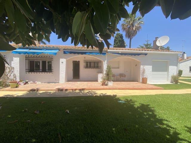 2 chambre Maison de Ville à vendre à San Pedro de Alcantara, Marbella avec piscine garage - 490 000 € (Ref: 9916357)