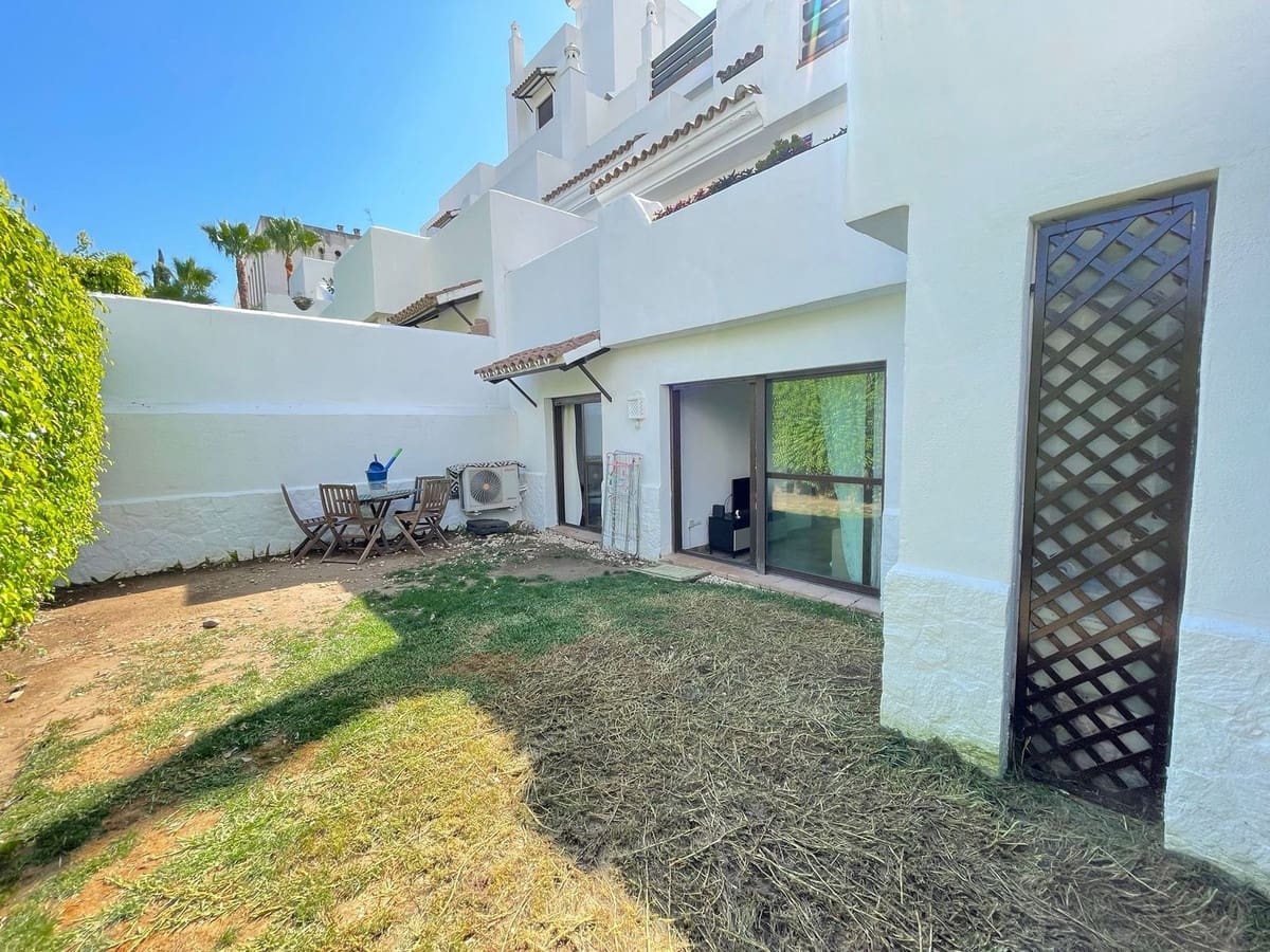 1 sovrum Lägenhet till salu i New Golden Mile med pool garage - 285 000 € (Ref: 9916360)