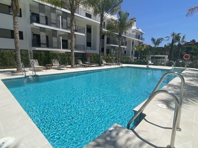 3 Zimmer Apartment zu verkaufen in Estepona mit Pool Garage - 695.000 € (Ref: 9917465)