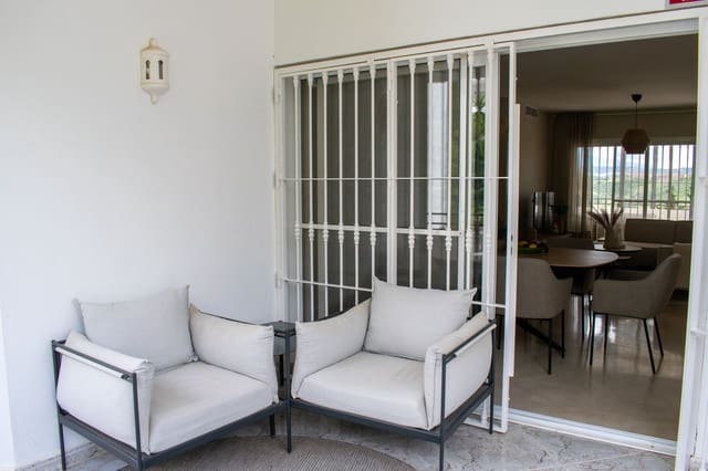 2 chambre Appartement à vendre à Estepona Golf, Estepona avec piscine - 360 000 € (Ref: 9917498)
