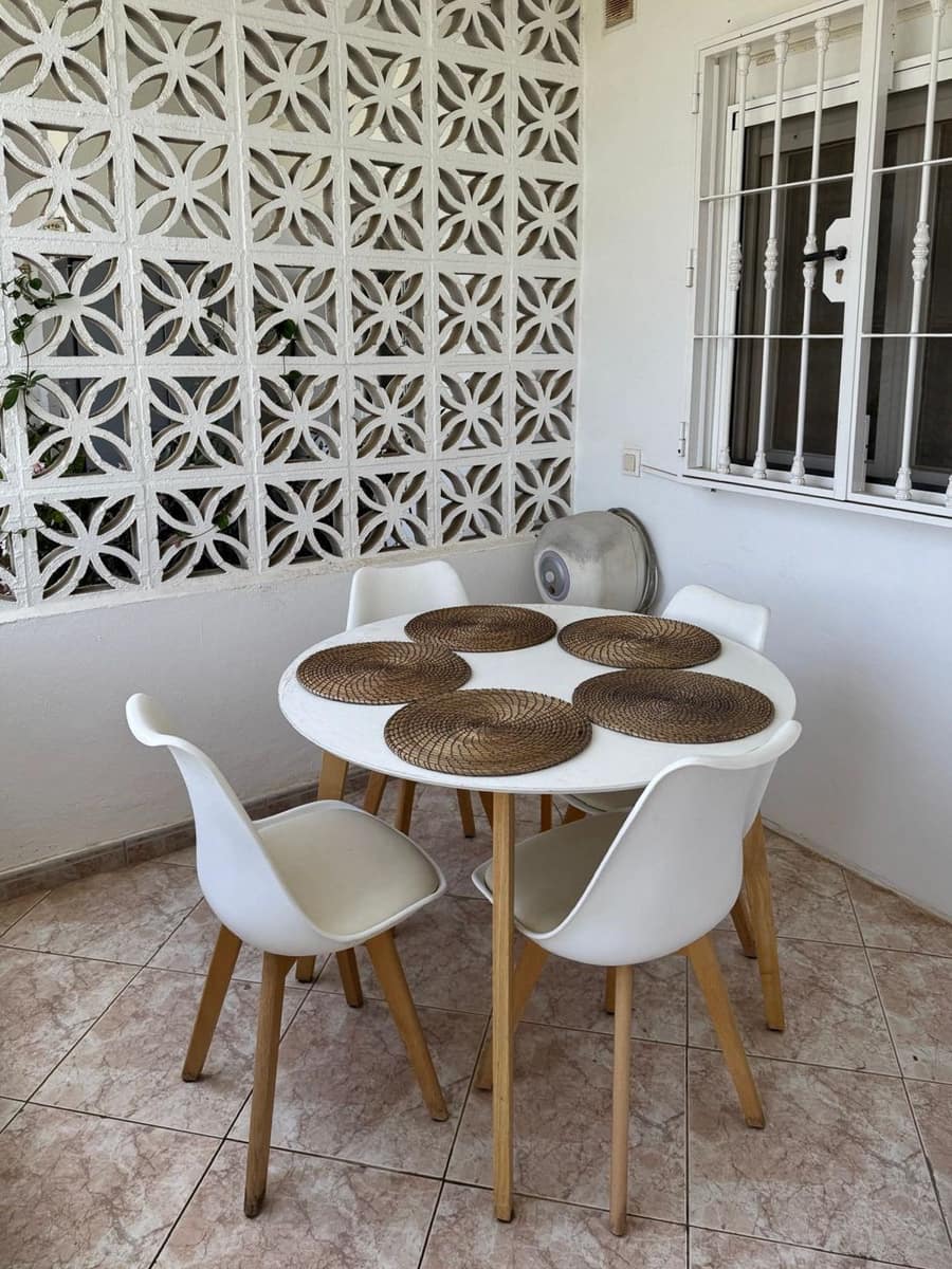 2 chambre Appartement à vendre à Estepona avec piscine - 360 000 € (Ref: 9917498)