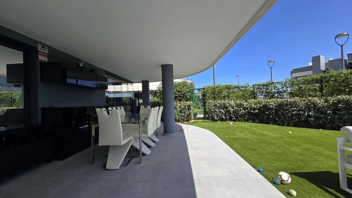 3 sovrum Lägenhet till salu i New Golden Mile med pool garage - 549 000 € (Ref: 9918562)