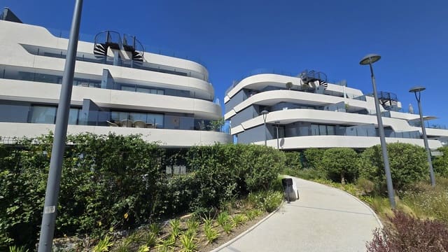 3 soveværelse Lejlighed til salg i New Golden Mile, Estepona med swimmingpool garage - € 549.000 (Ref: 9918562)