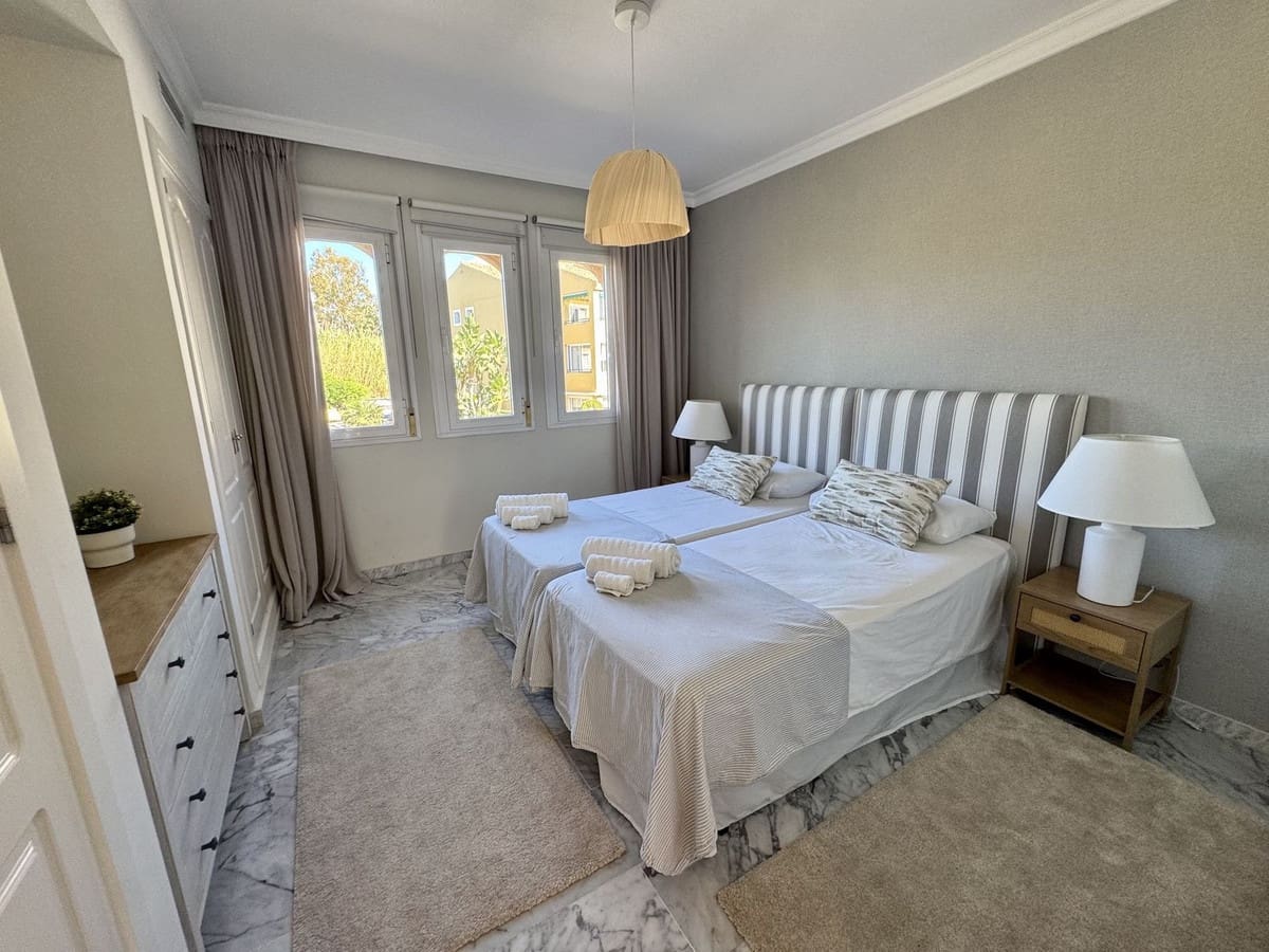 4 camera da letto Attico in vendita in Guadalmina con piscina garage - 1.150.000 € (Rif: 9918647)