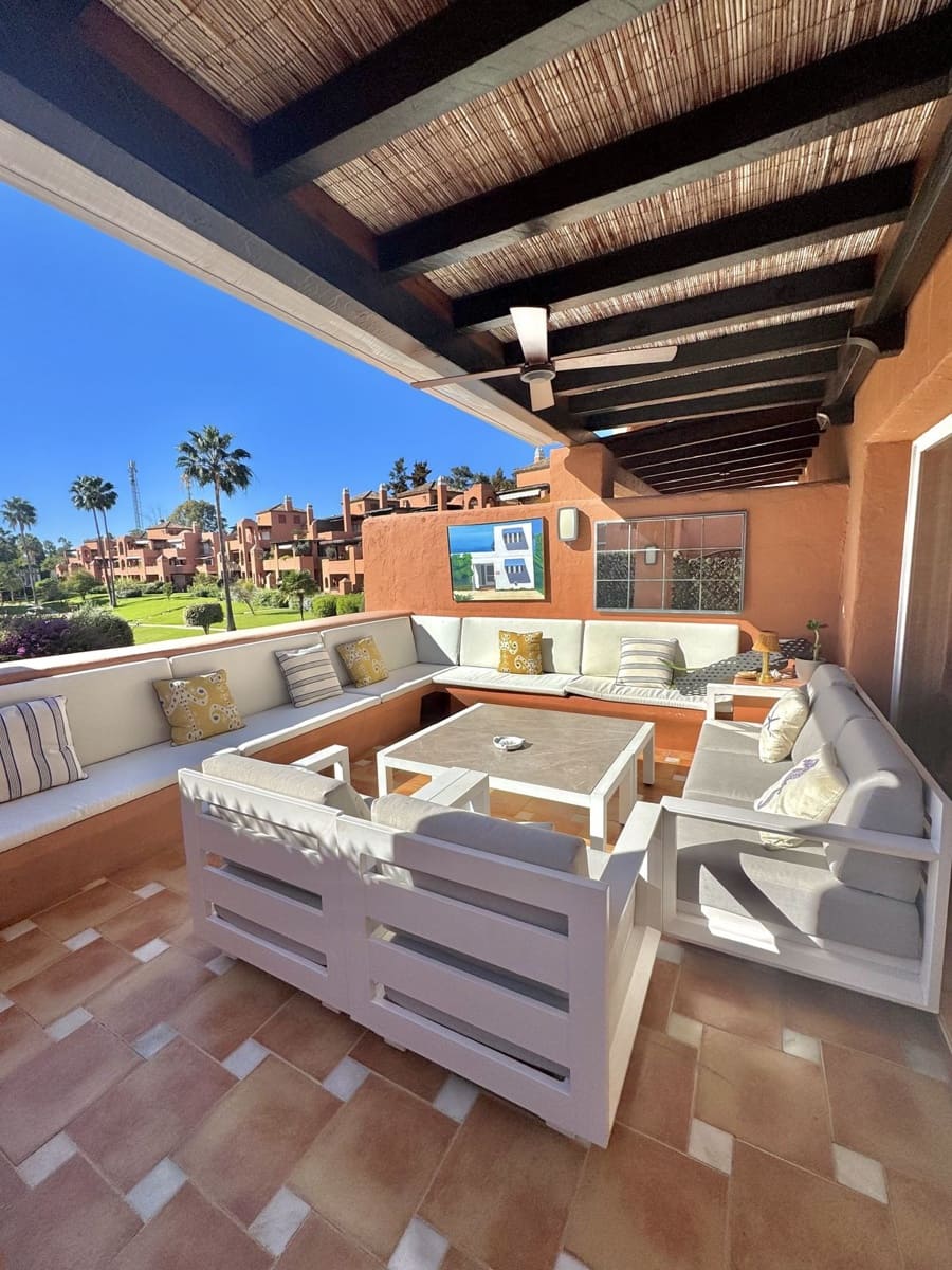 4 camera da letto Attico in vendita in Guadalmina con piscina garage - 1.150.000 € (Rif: 9918647)