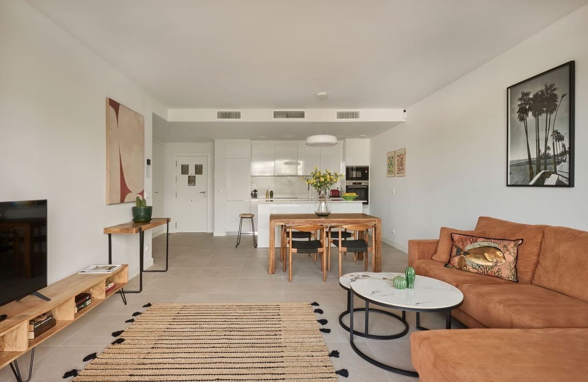 2 soveværelse Lejlighed til salg i Estepona med swimmingpool garage - € 565.000 (Ref: 9918651)