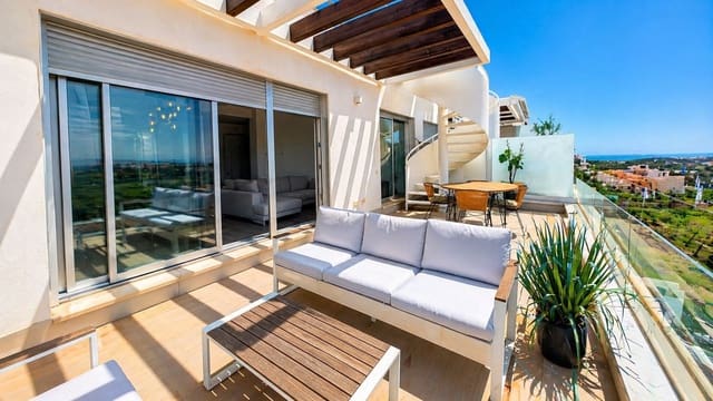 2 soveværelse Penthouse til salg i Cancelada, Estepona med swimmingpool garage - € 550.000 (Ref: 9918653)