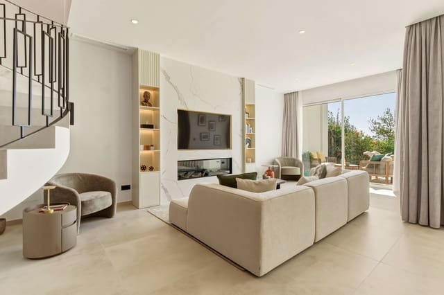 3 soverom Hus til salgs i Marbella med svømmebasseng - € 1 675 000 (Ref: 9920875)