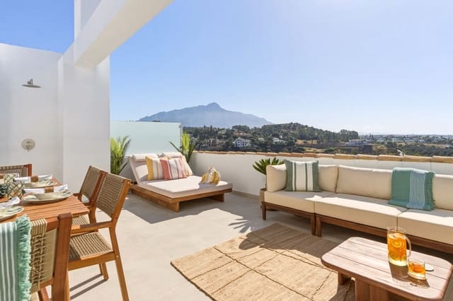 3 soverom Hus til salgs i Marbella med svømmebasseng - € 1 675 000 (Ref: 9920875)