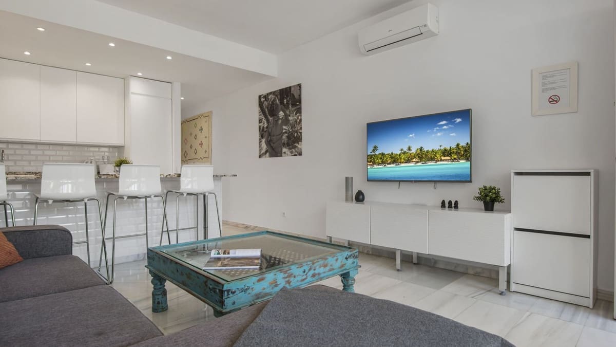 2 sypialnia Apartament na sprzedaż w Puerto Banus z basenem - 650 000 € (Ref: 9924834)