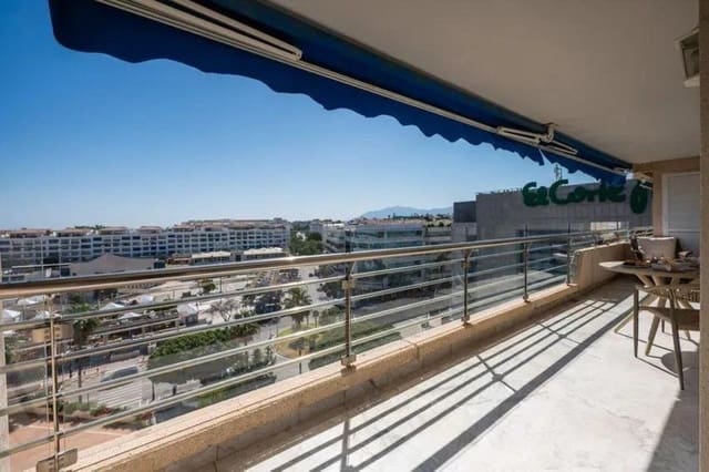 2 sypialnia Apartament na sprzedaż w Puerto Banus, Marbella z basenem garażem - 885 000 € (Ref: 9925187)