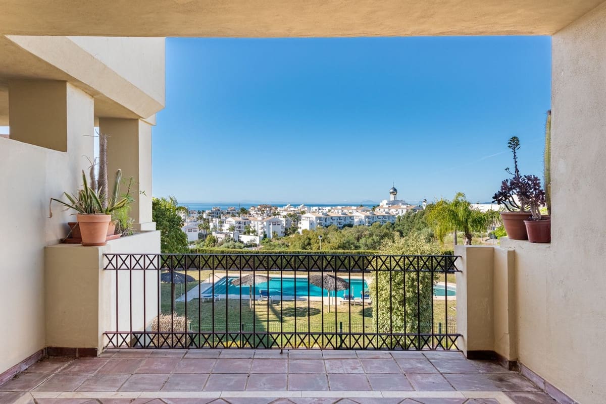 3 Zimmer Apartment zu verkaufen in New Golden Mile mit Pool Garage - 449.000 € (Ref: 9942834)
