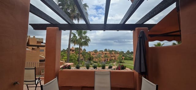 2 Zimmer Penthouse zu verkaufen in New Golden Mile, Estepona mit Pool Garage - 495.000 € (Ref: 9942838)