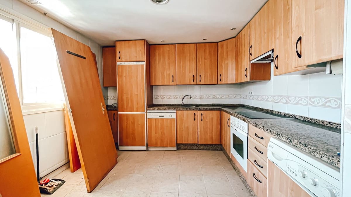 3 bedroom Apartment for sale in Guadalmina with pool garage - € 529,000 (Ref: 9942843)