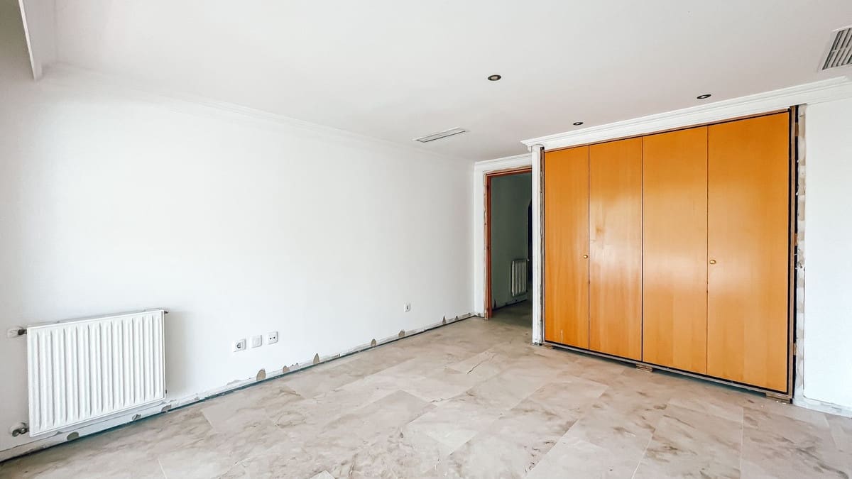 3 bedroom Apartment for sale in Guadalmina with pool garage - € 529,000 (Ref: 9942843)